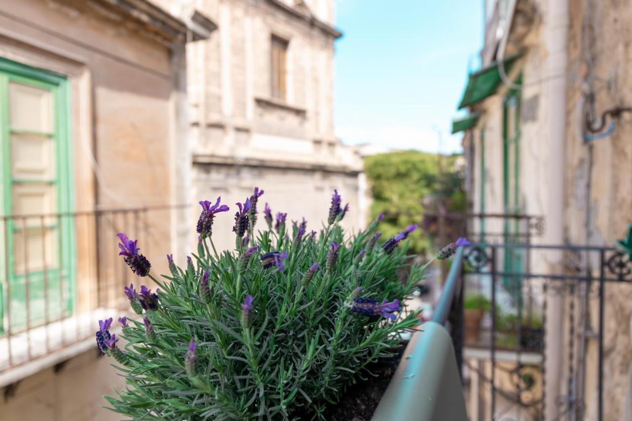 Nicolhouse - Appartamento Nel Centro Storico Di Palermo Ngoại thất bức ảnh